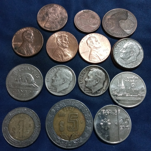 Coinstar-Finds!-Including-Bank-Counters-And-Other-Machines